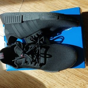 Womens Adidas Sneakers